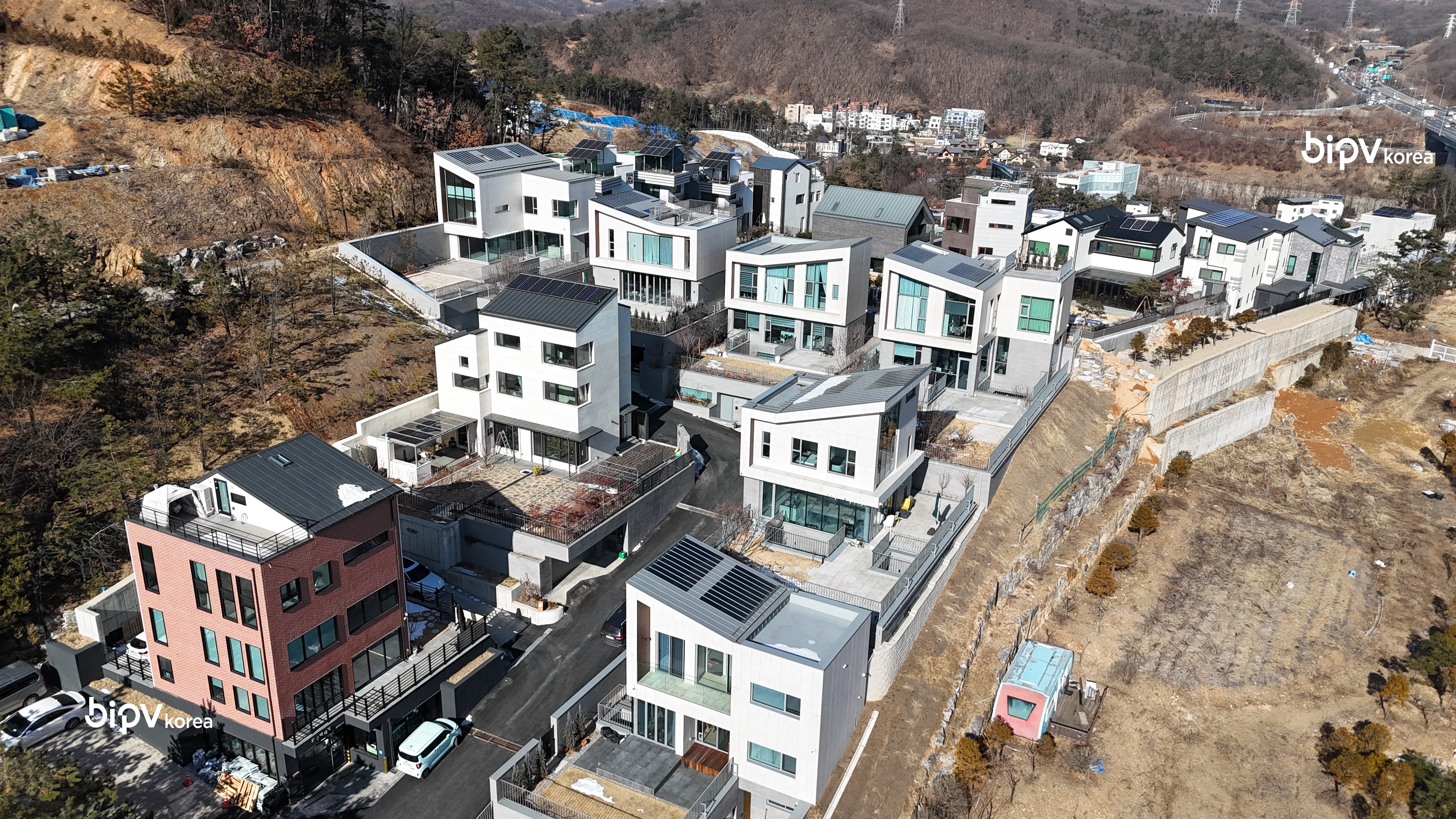BIPV 전원주택 마을 [첨부 이미지1]