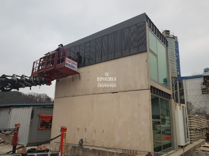 Installed BIPV at modular housing [첨부 이미지3]