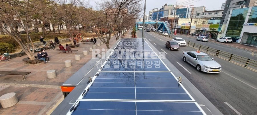 Bus stop in Jinju, Gyeongnam [첨부 이미지1]