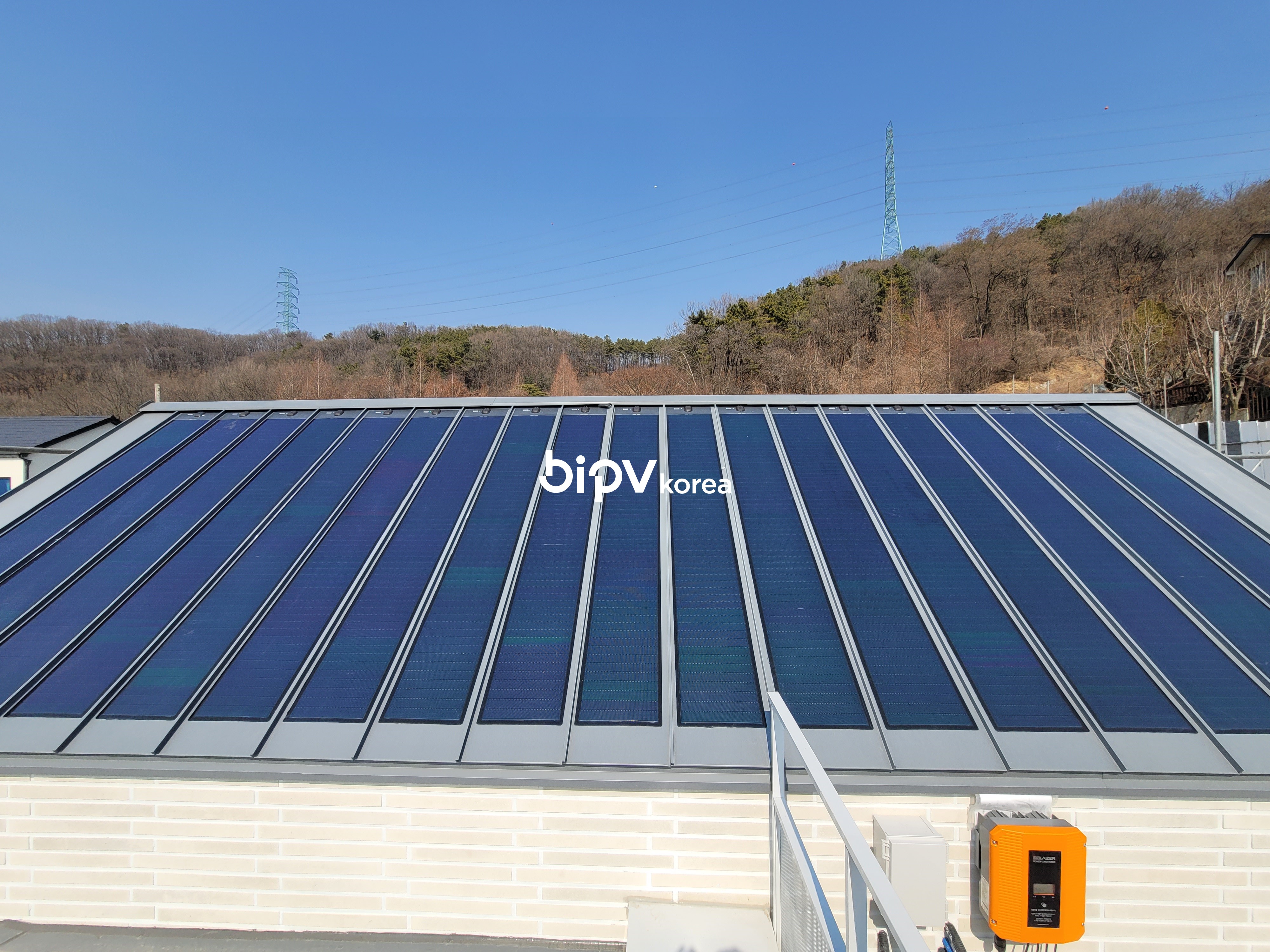 Roof integrated photovoltaic power generation system [첨부 이미지3]