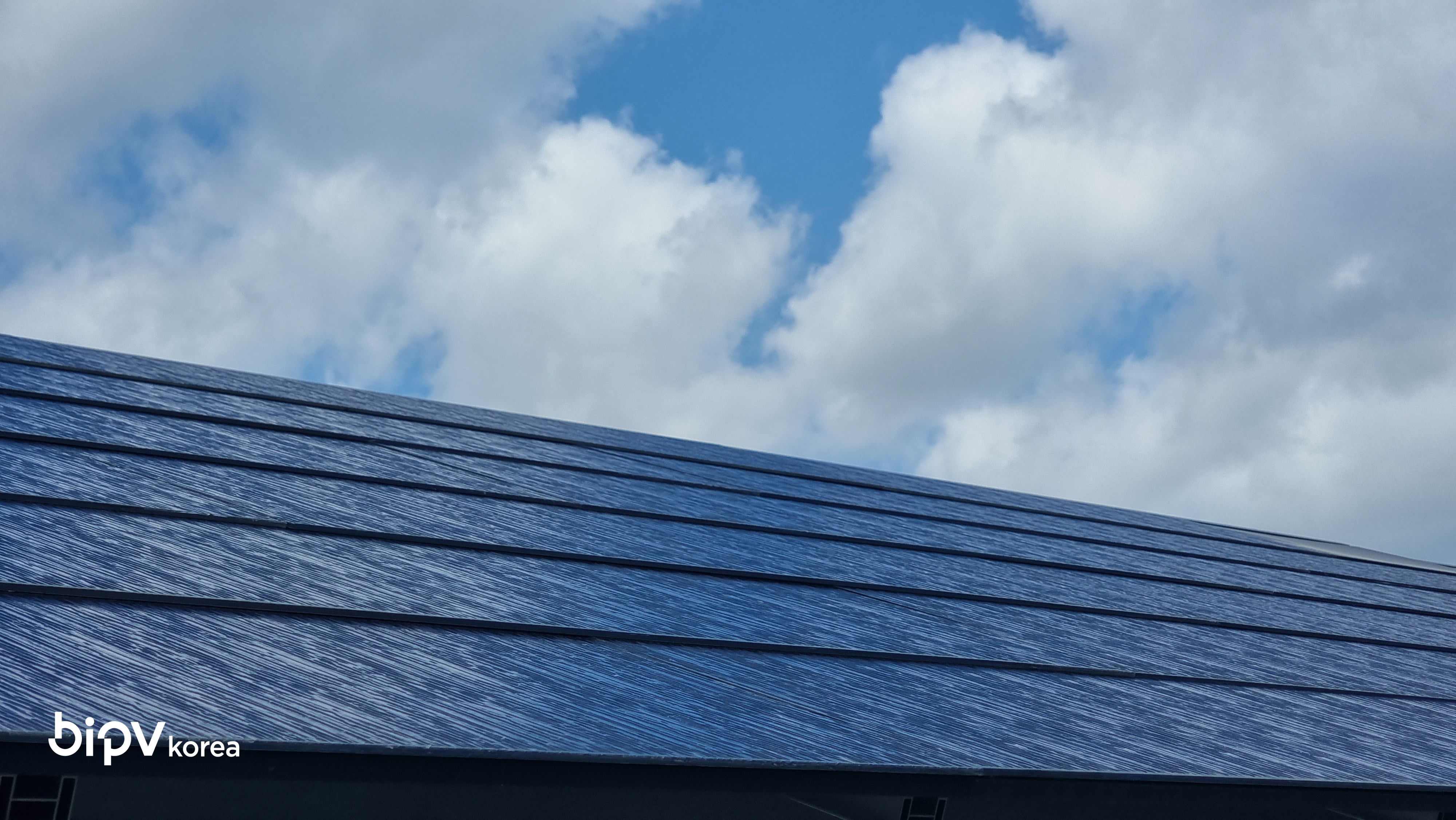 Soltile at factory parking lot in Cheongju-si [첨부 이미지4]