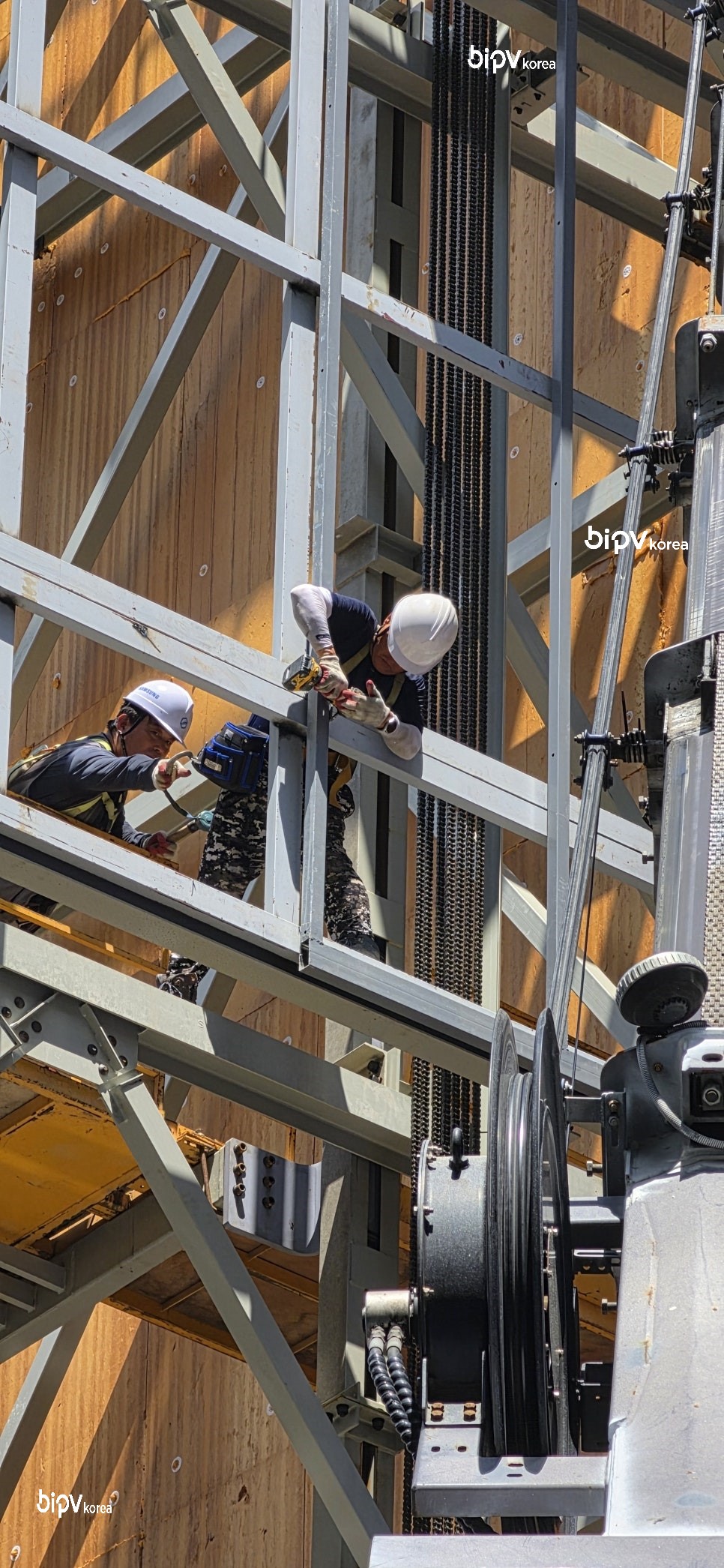 BIPV structure construction site [첨부 이미지3]